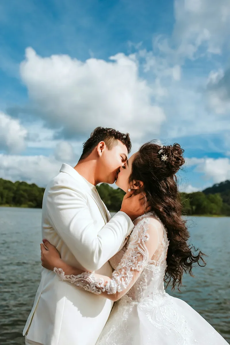 The Kind of Woman a Man Loves Forever